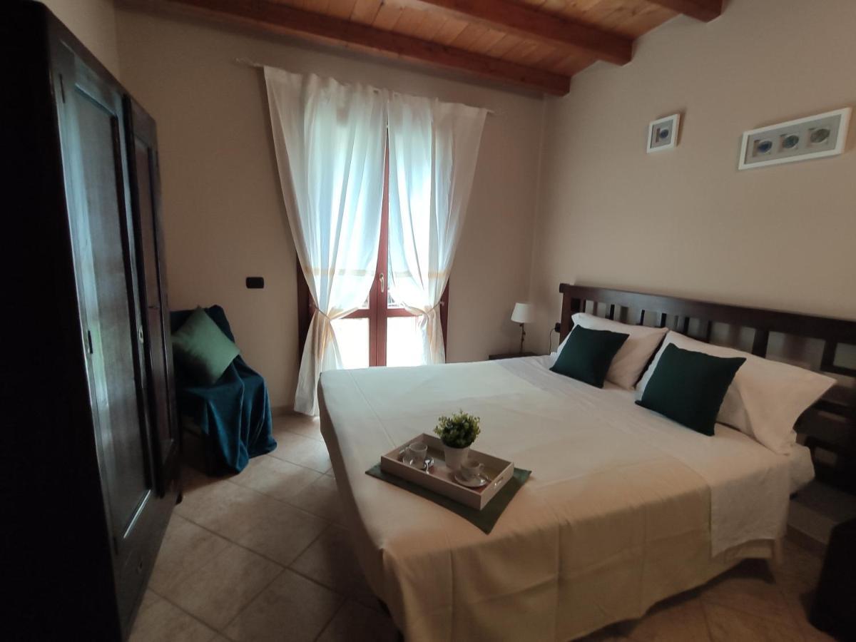 Villa Cruccuris Villasimius Eksteriør bilde