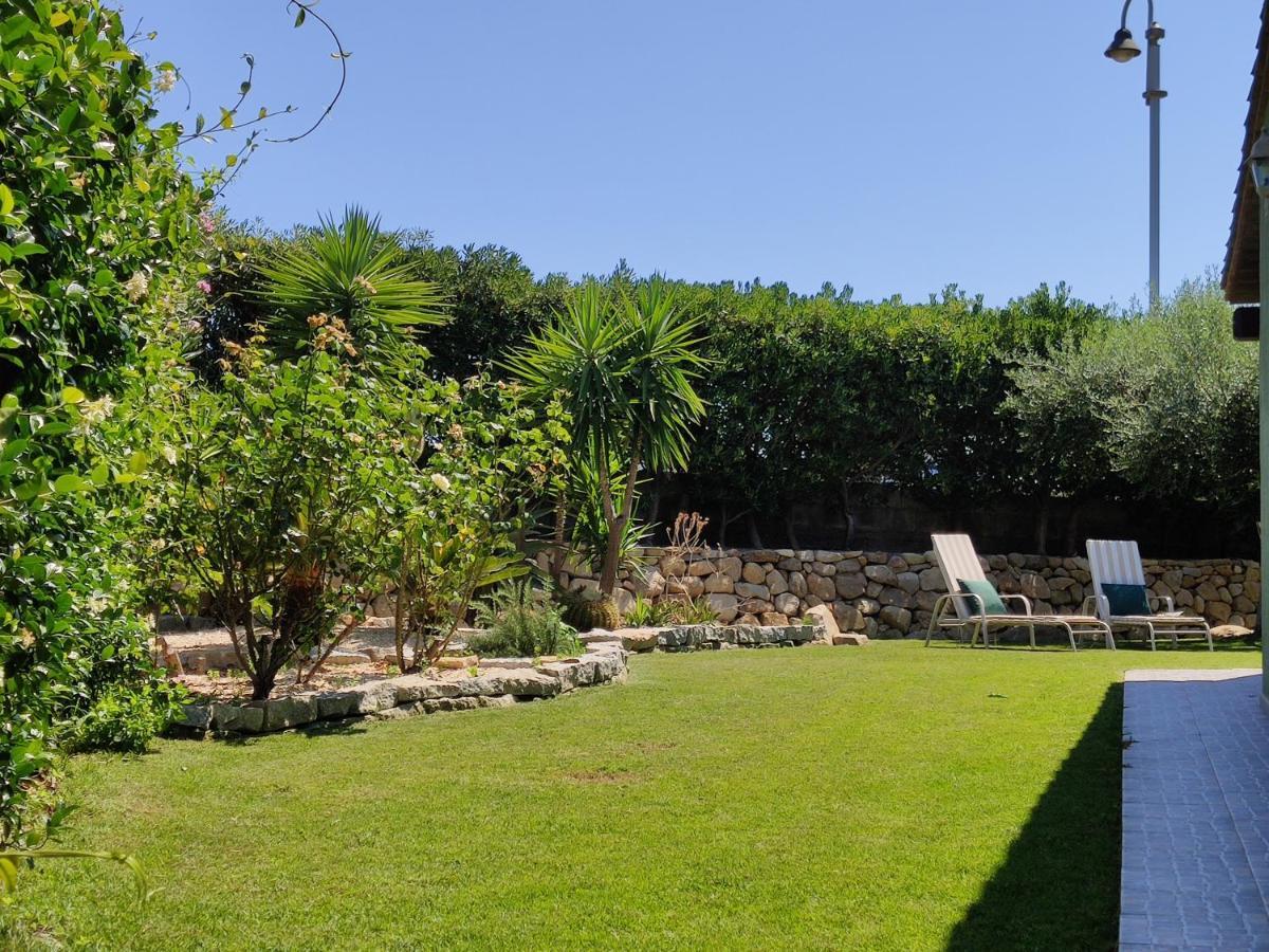 Villa Cruccuris Villasimius Eksteriør bilde