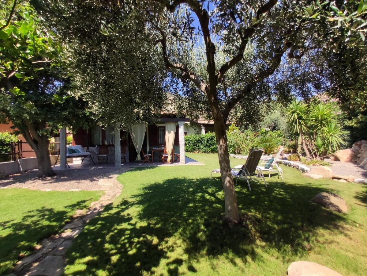 Villa Cruccuris Villasimius Eksteriør bilde